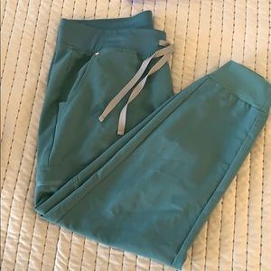 Figs hydrogen green joggers scrub pants